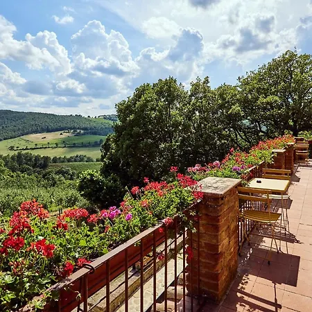 Podere Lamberto Farm stay *