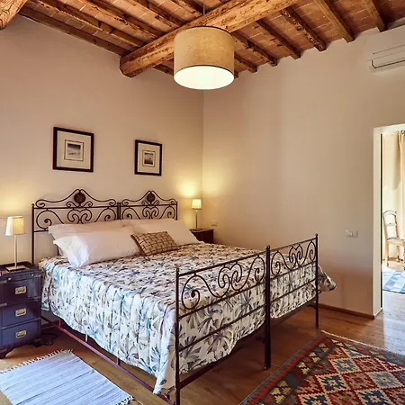Podere Lamberto Farm stay *